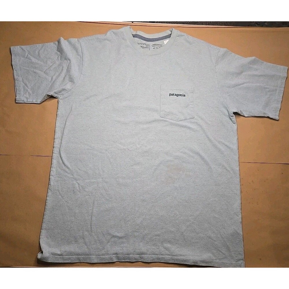 Patagonia Responsibili Tee Mens Medium Blue Outdoor Hiking Shark Logo Shirt